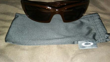 AUTHENTIC OAKLEY'S