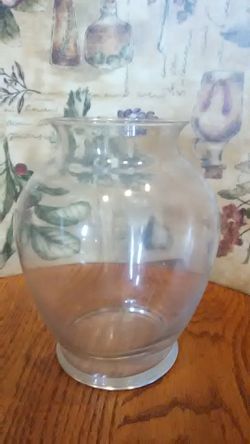Glass vase