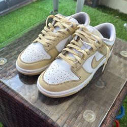 Beige/white Nike Dunks