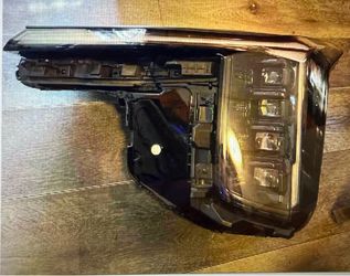 2026 Kia Sorento Left headlight hybrid