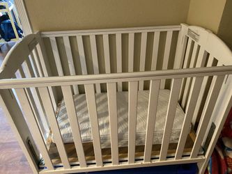 Baby crib