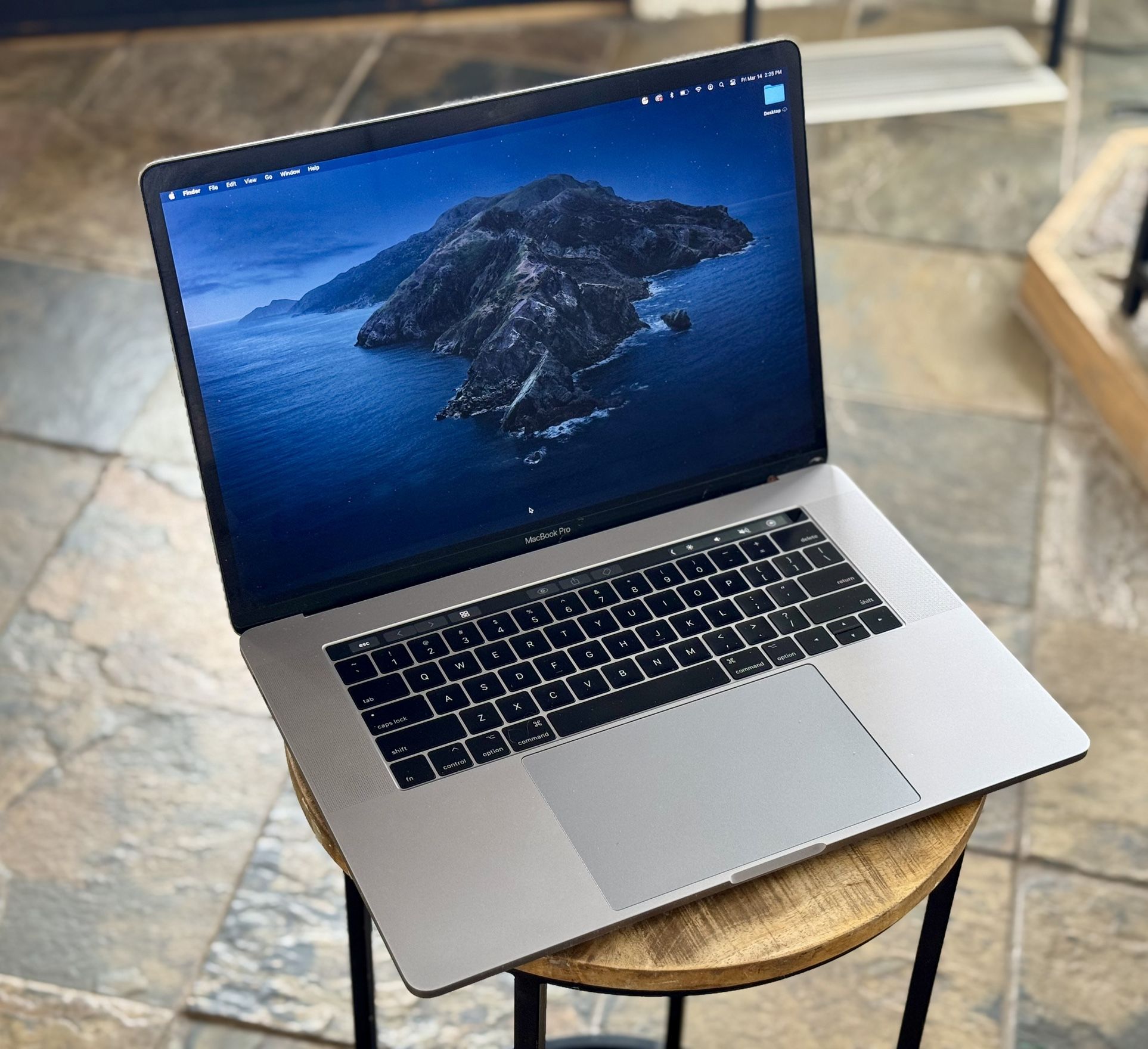 Apple MacBook Pro