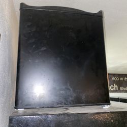 Mini Fridge 