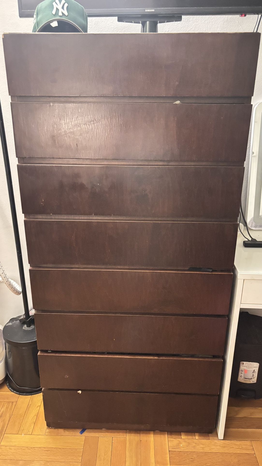 Solid Wood 8-drawer Chest