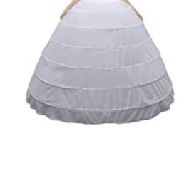 Se Compra Crinolina Pra Vestido  O Si Tienen El Vestido Verde Esmeralda 