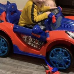 Spidey Ride On Car