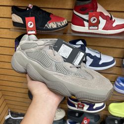 Yeezy 500 Ash Grey Size 13