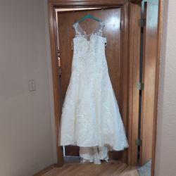 David's  Bridal Wedding Dress 