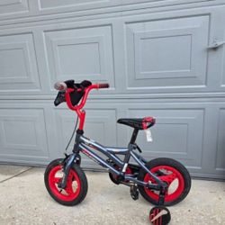 Boys Bike With Training Wheels