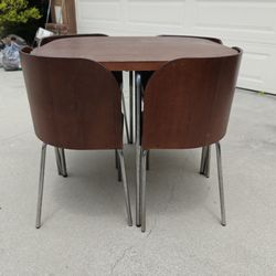 Perfect Space Saving Dining Table and Chairs! 😀
