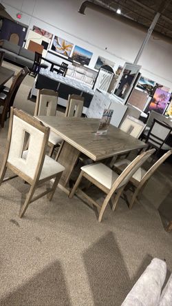 Dining table set