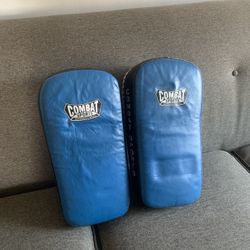Pads For Boxing and Kick Boxing