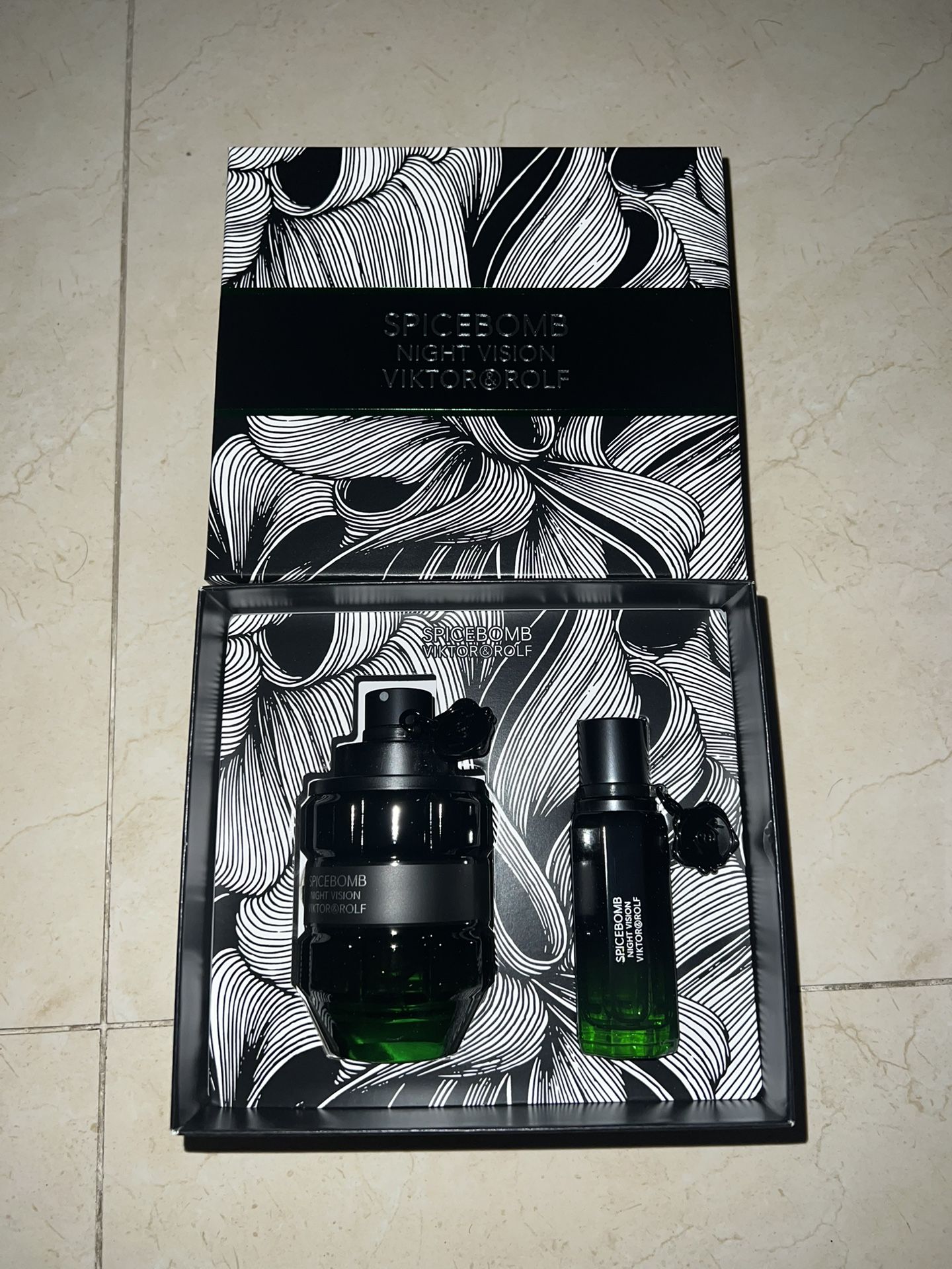 Viktor And Rolf Spice Bomb Night Vision Gift Set Brand New