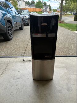 Whirlpool water dispenser