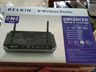 Belkin F5D8233-4 300 Mbps 4-Port 10/100 Wireless N Router