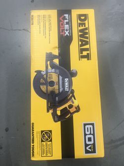 DEWALT FLEXVOLT 60V MAX Cordless Brushless 7-1/4 in. Wormdrive Style Circular Saw (Tool Only