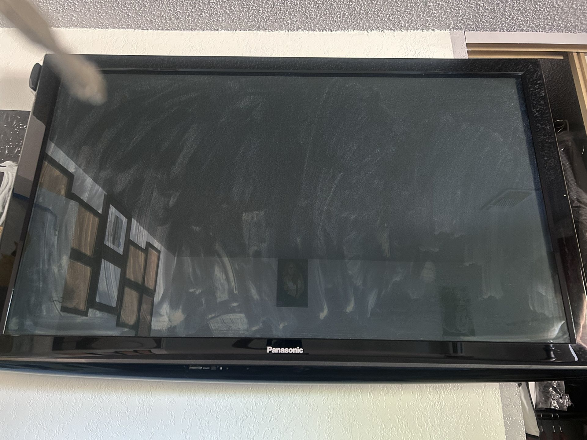50’ TV Panasonic
