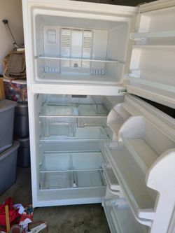 Generic whirlpool refrigerator