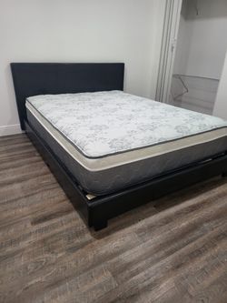 NEW QUEEN-SIZE PILLOW TOP MATTRESS AND BOX SPRING 🆕️
