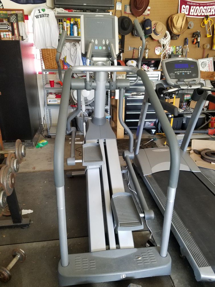 Commercial Grade Summit Trainer. New cost is $1,500
