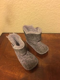 Baby girl uggs