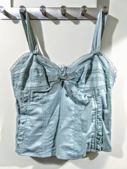 Adorable light blue women's H&M lace corset top size 6