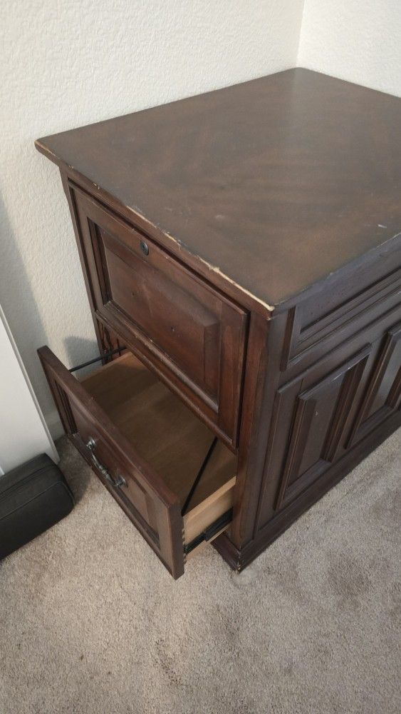 2 Drawer File Cabinet Free