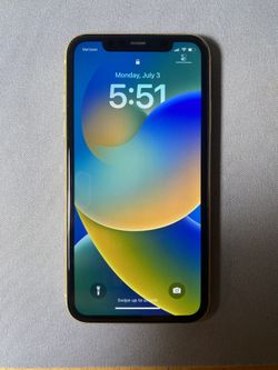 Unlocked  Apple Iphone 11  Yellow 64Gb  UNLOCKED  
