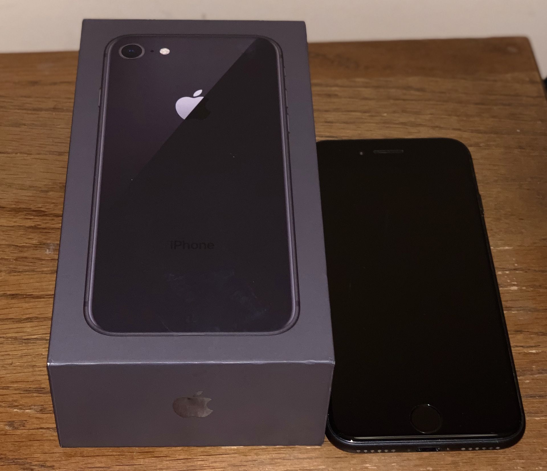 iPhone 8, Black 64 GB, brand new Verizon SIM card, Case included