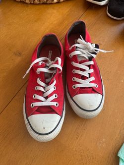 Women’s Shoes (8) 8.00 each