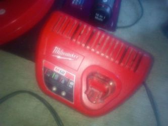 Milwaukee M12 charger