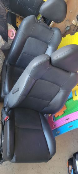 Subaru car seats