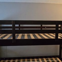 Twin Triple Bunk Bed 