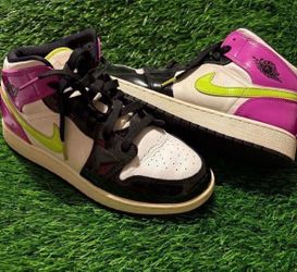 Jordan’s kids size 6y used no box