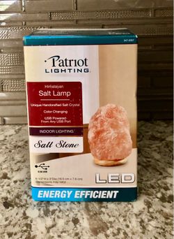 Himalayan Salt Lamp, Color Changing, USB cord - New in Box