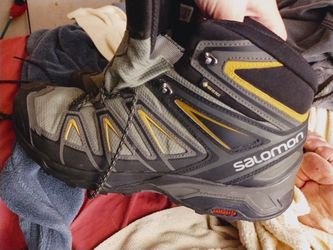 Salomon Hiking Boots | Mens 12