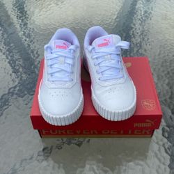 Lil girls Sz 11 Puma