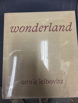 Annie Leibovitz Fashion Photography Book Phaidon