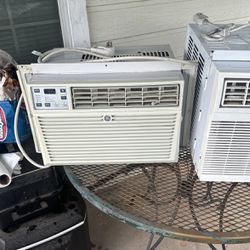 Window Unit Air Conditioners 