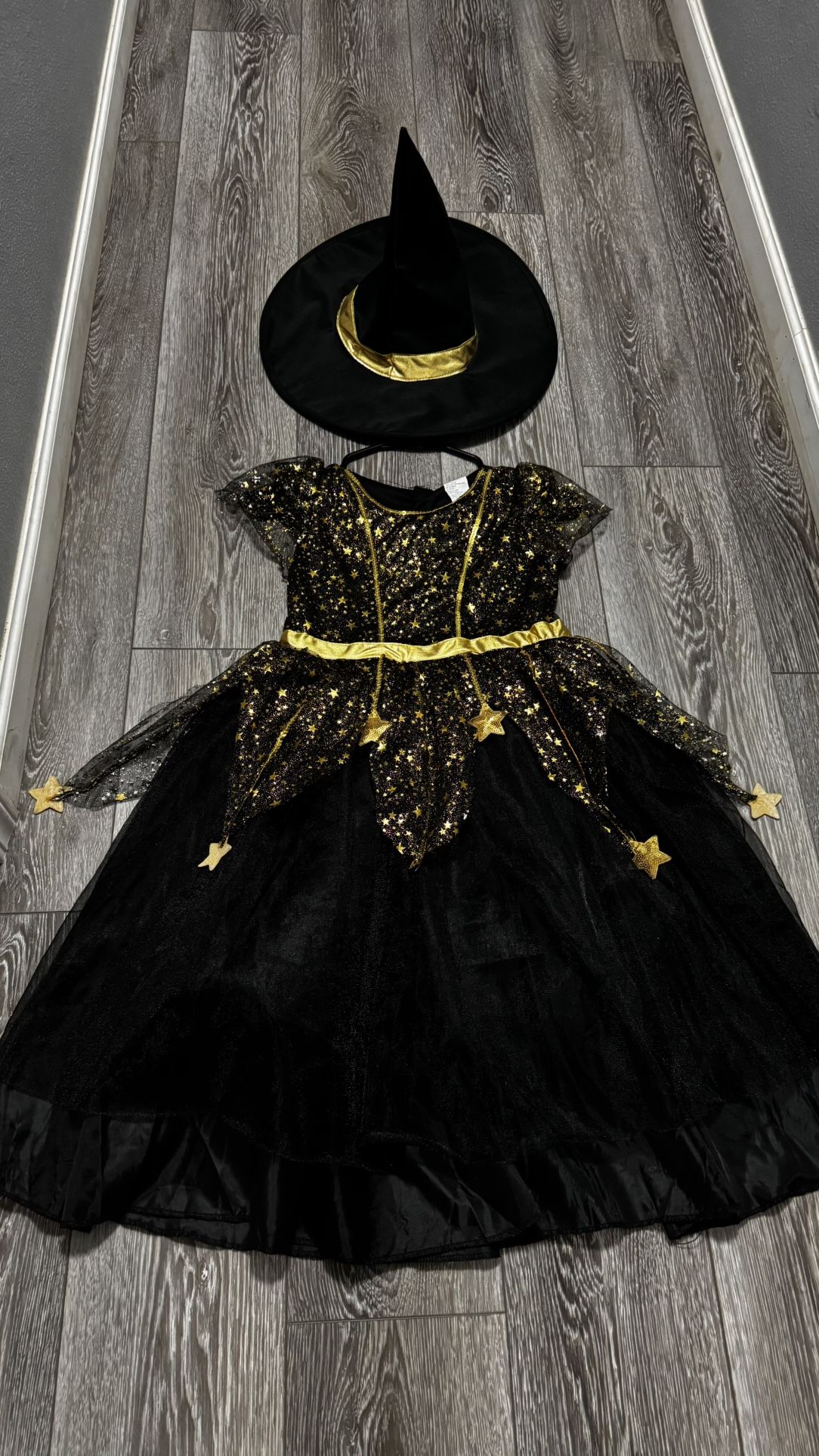 Halloween Dress In New Condition Size 8,10