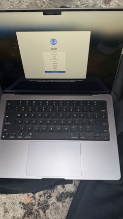 Mac Book