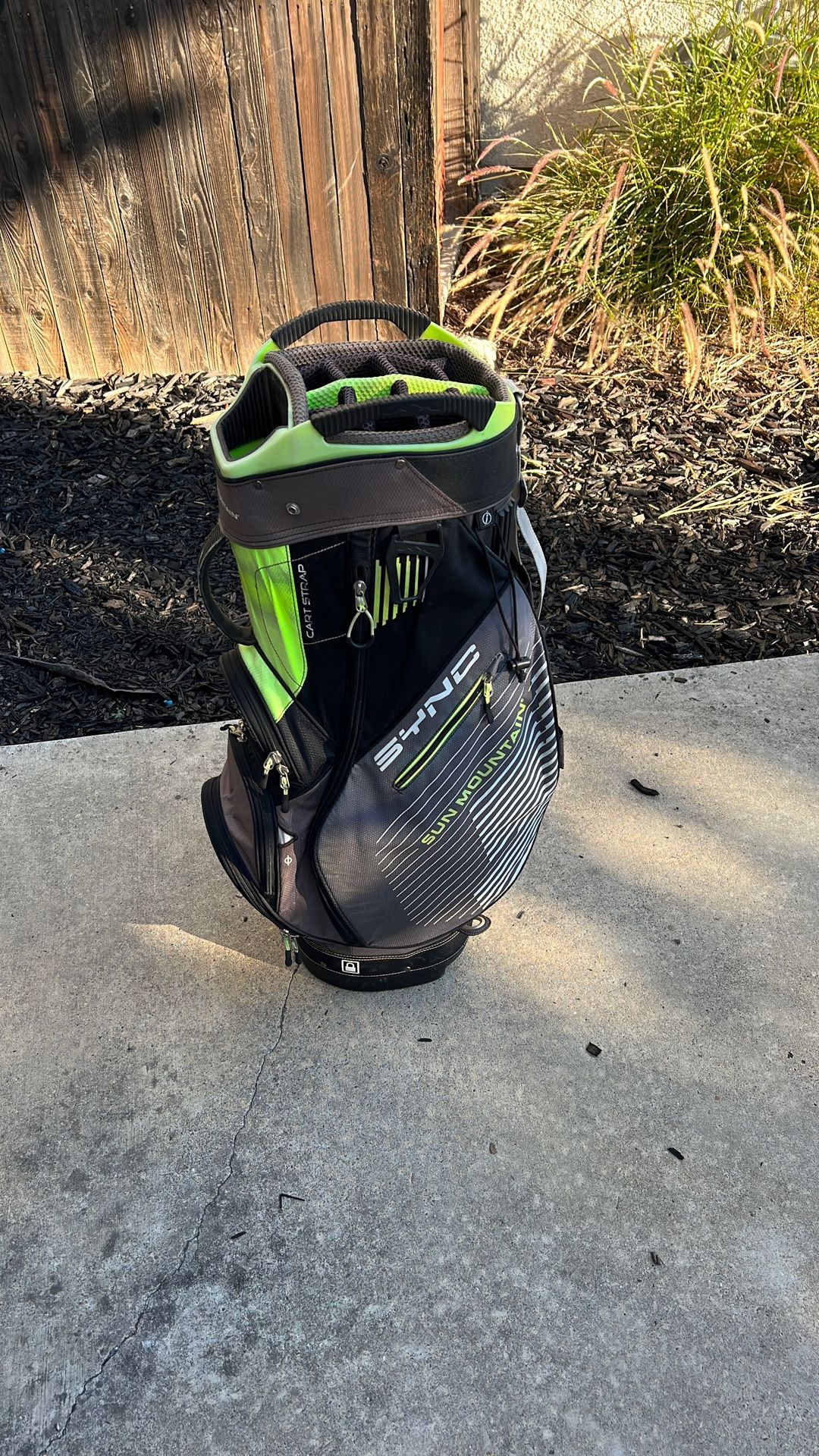 Golf Bag SUN MOUNTAIN CART BAG Black Gray Green White $45