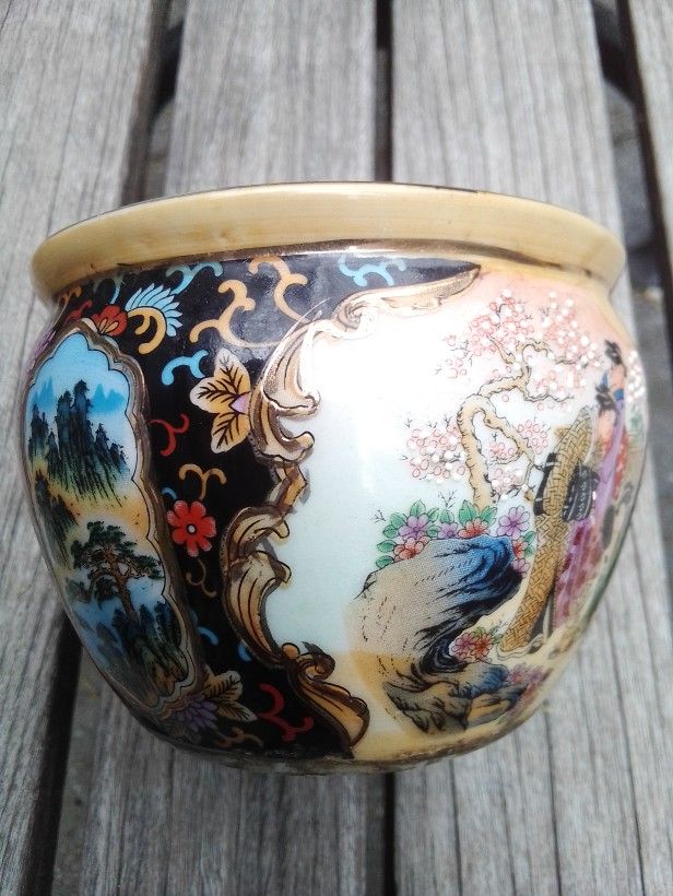 Chinese Or Japanese Jar
