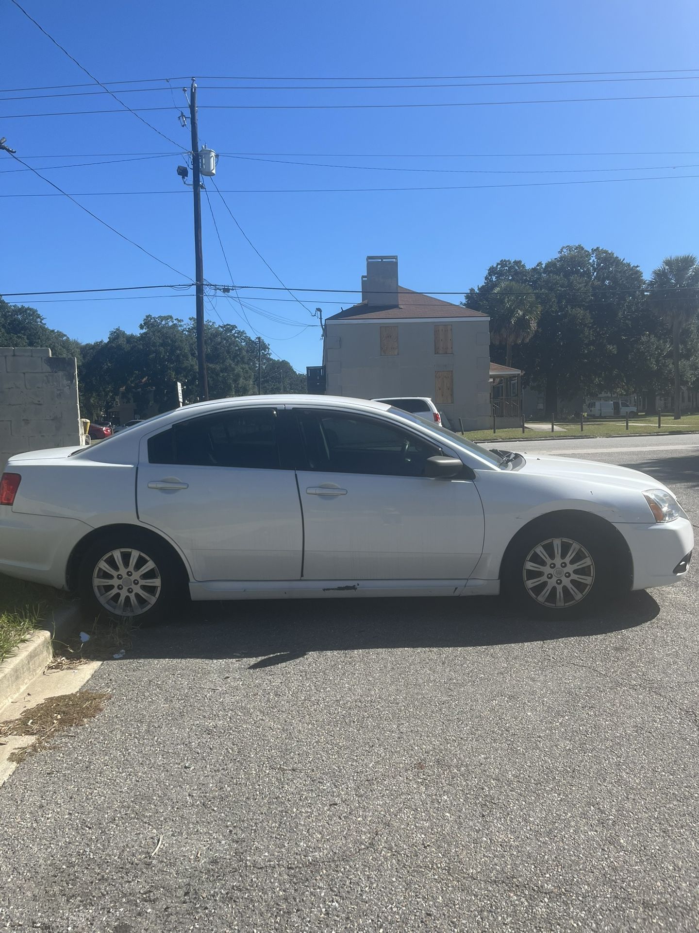 2010 Mitsubishi Galant
