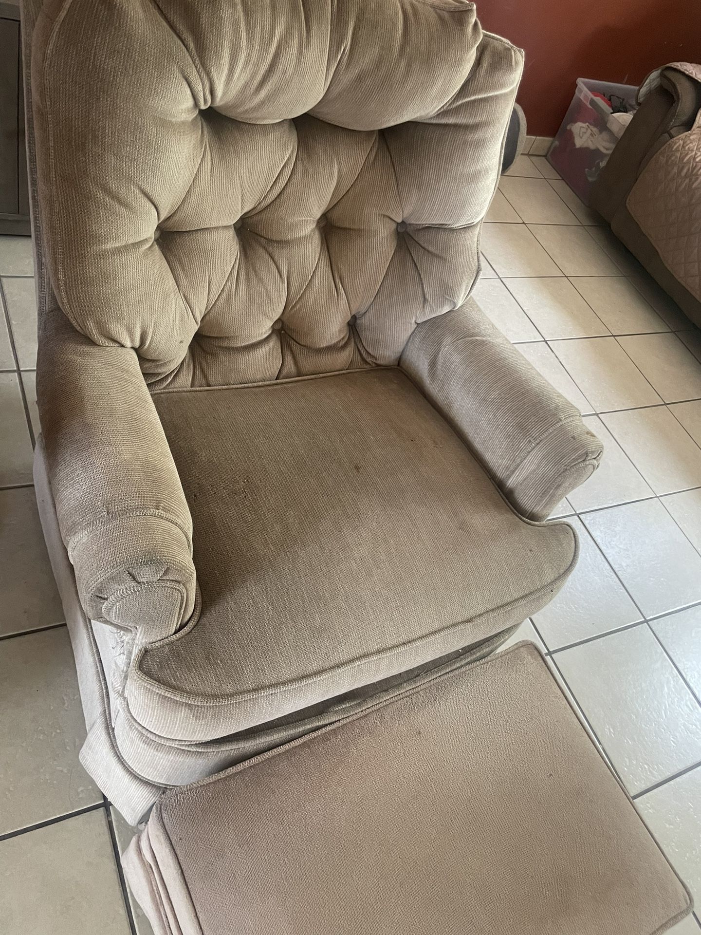 Vintage Chair for Sale in Tucson, AZ OfferUp