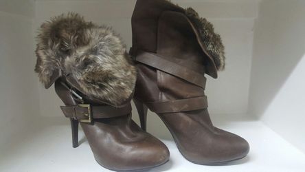 Women's boots - Guess - size 8