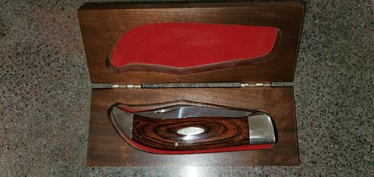 Vintage 1970's Case XX P172 Buffalo 4 Dot USA Wood Folding Hunter Clasp Knife