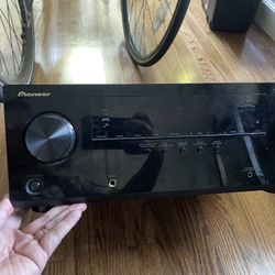 Pioneer receiver For Parts - Does Not Power On