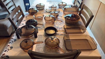 Like New Visions Amber Glass Cookware Set