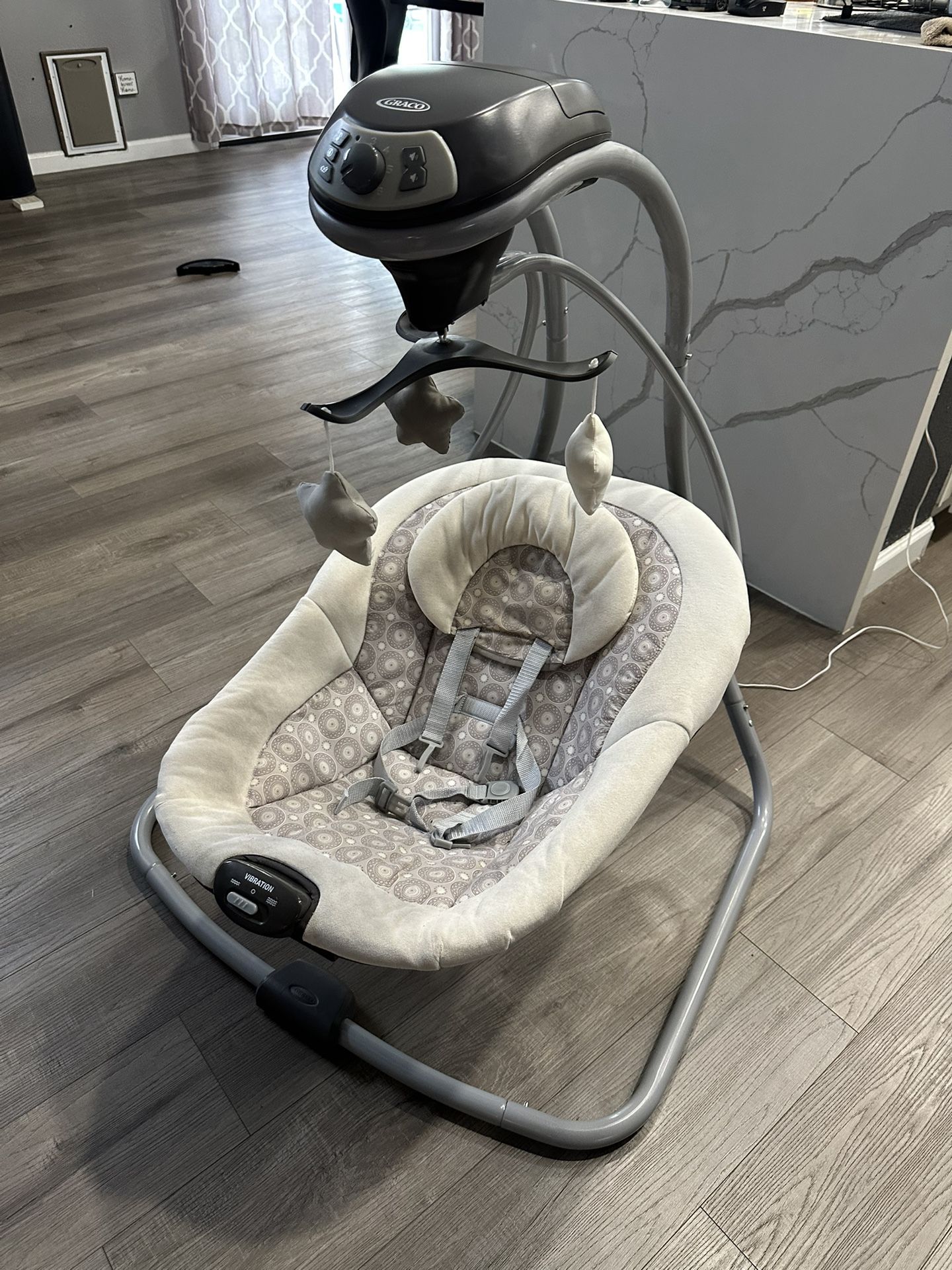 Graco Simple Sway Baby Swing $70